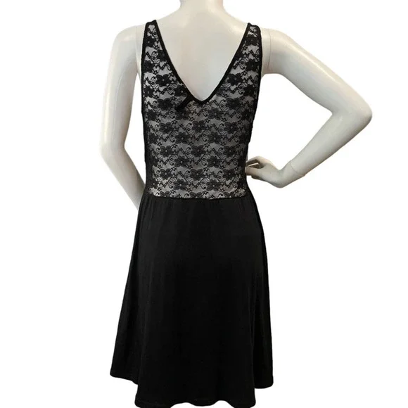 chinese dress ladies H&M Divided black strapless lace dress, womens 4  Minissentials